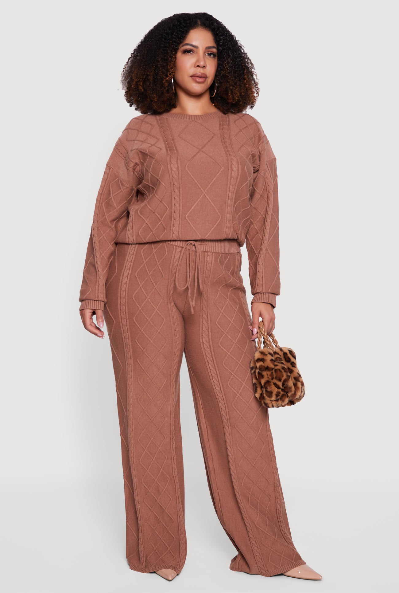 3850038346102020_001