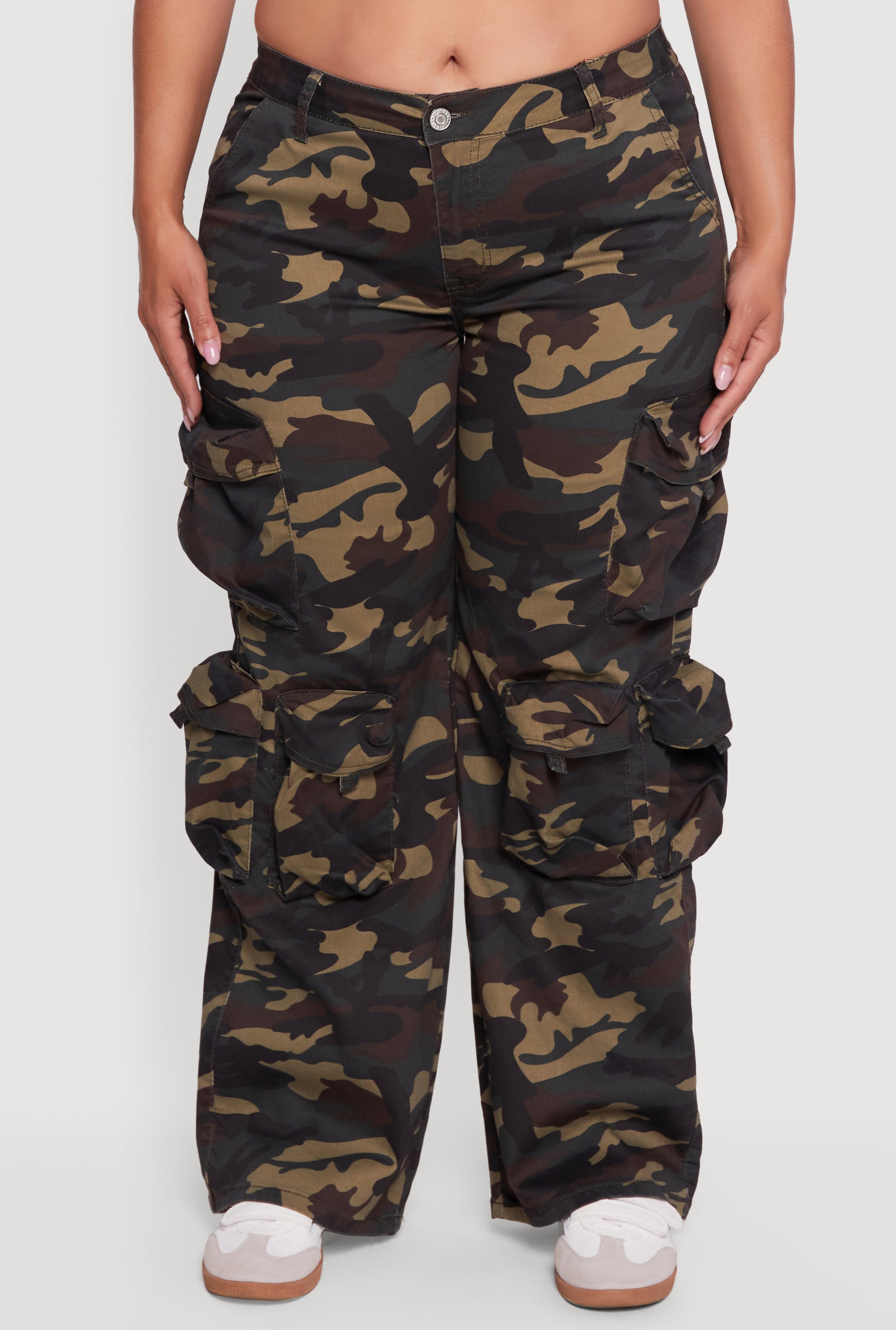 Plus Size Camouflage Print Wide Leg Cargo Pants