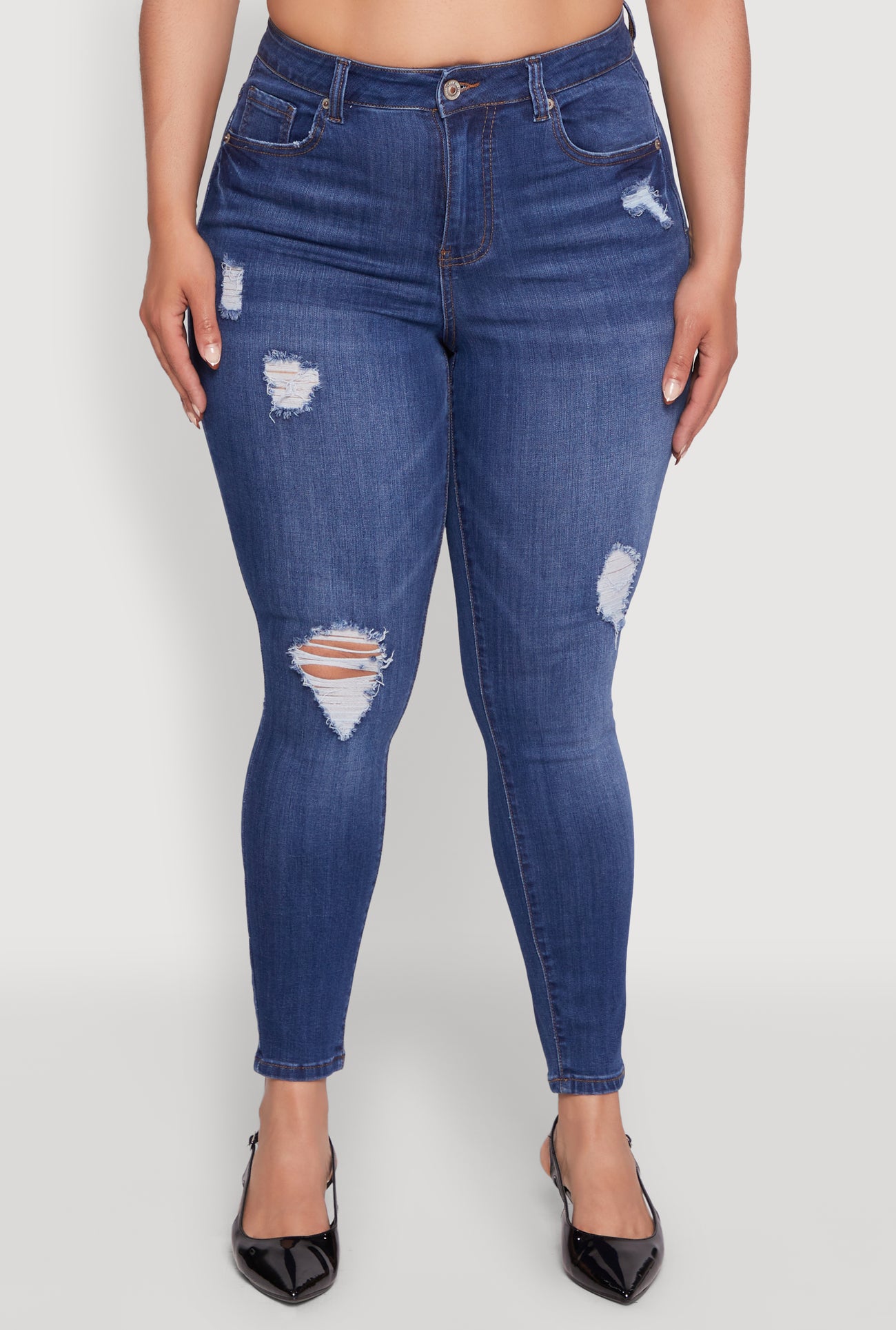 3870071610324404_005