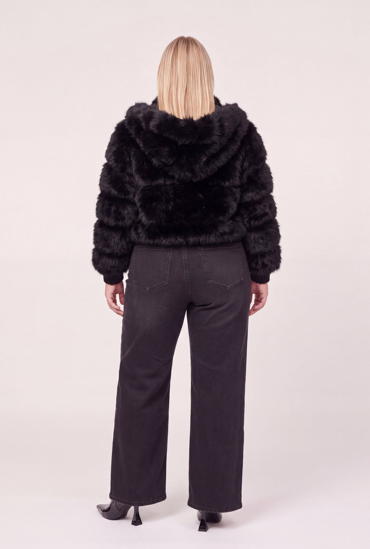 3883077660109001_005