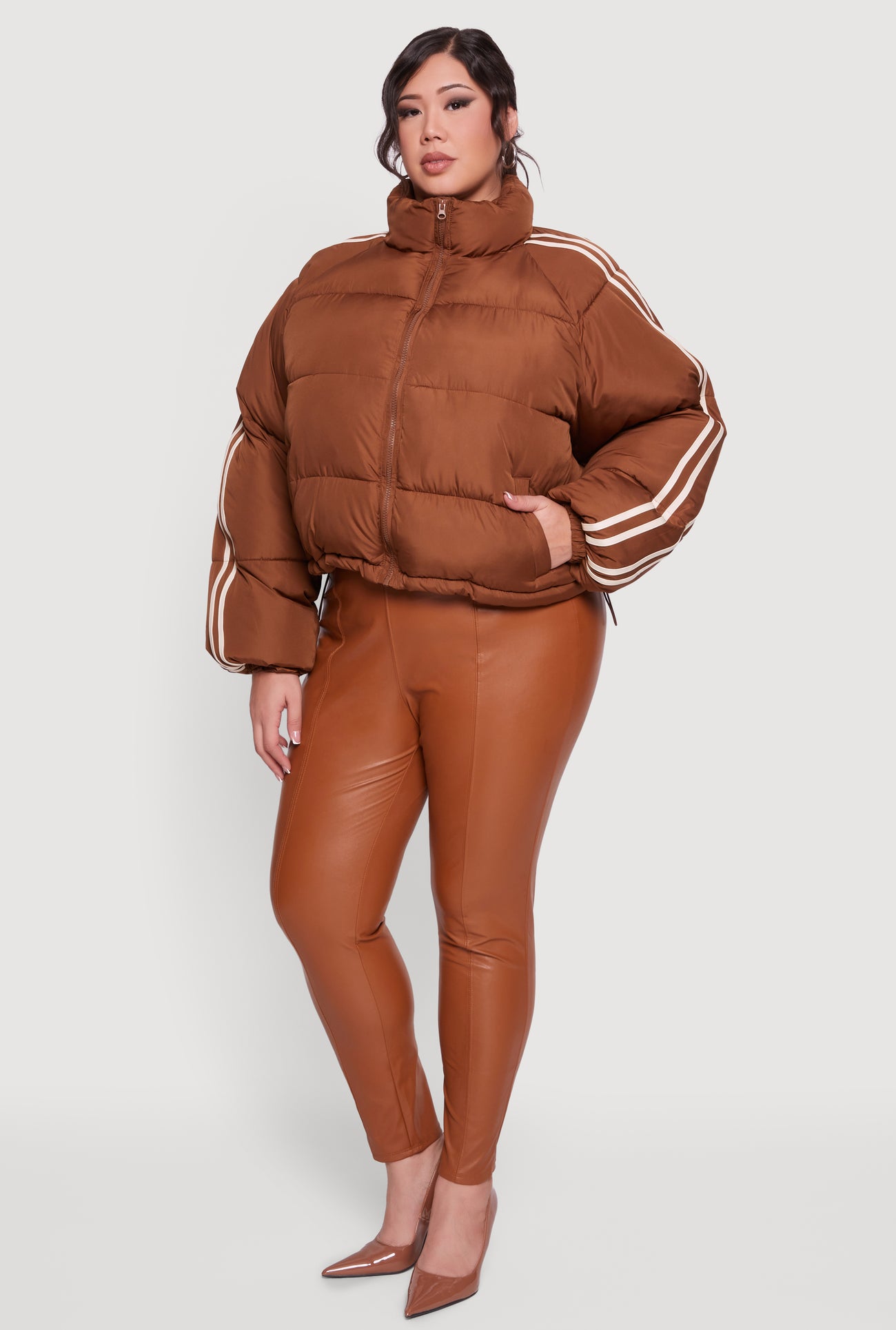 3886077660139020_001