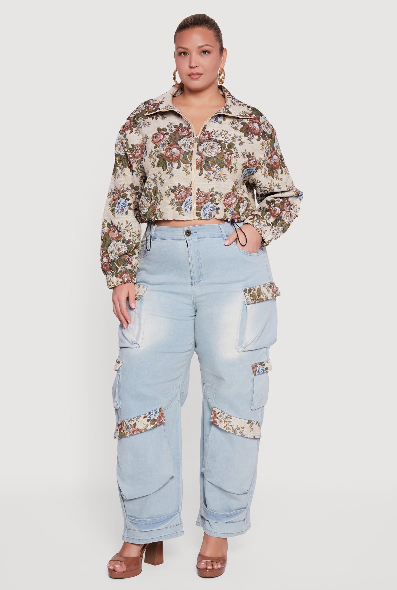 3927056573220325_001