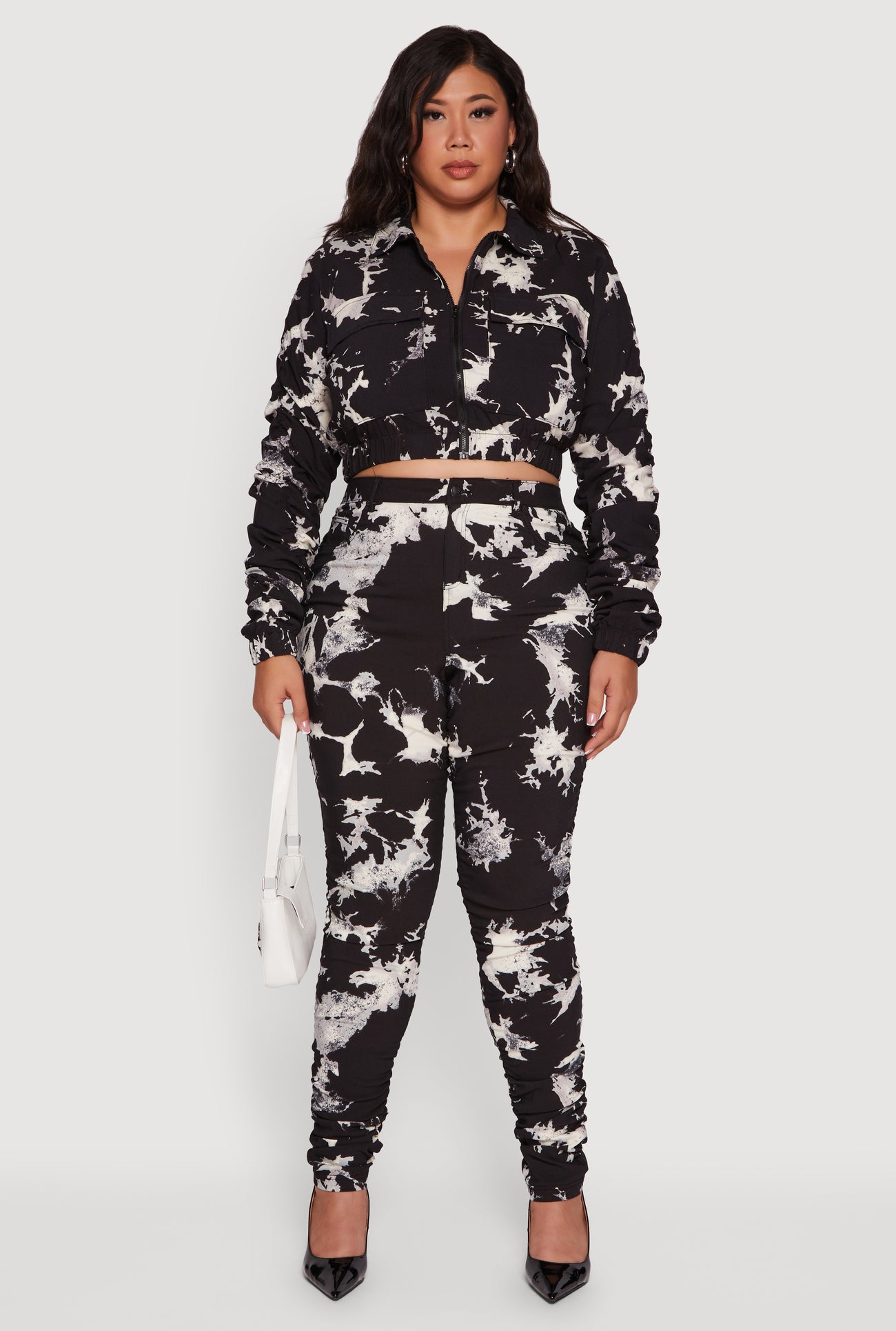 Plus Size Side Ruched Patterned Zip Front Cropped Jacket