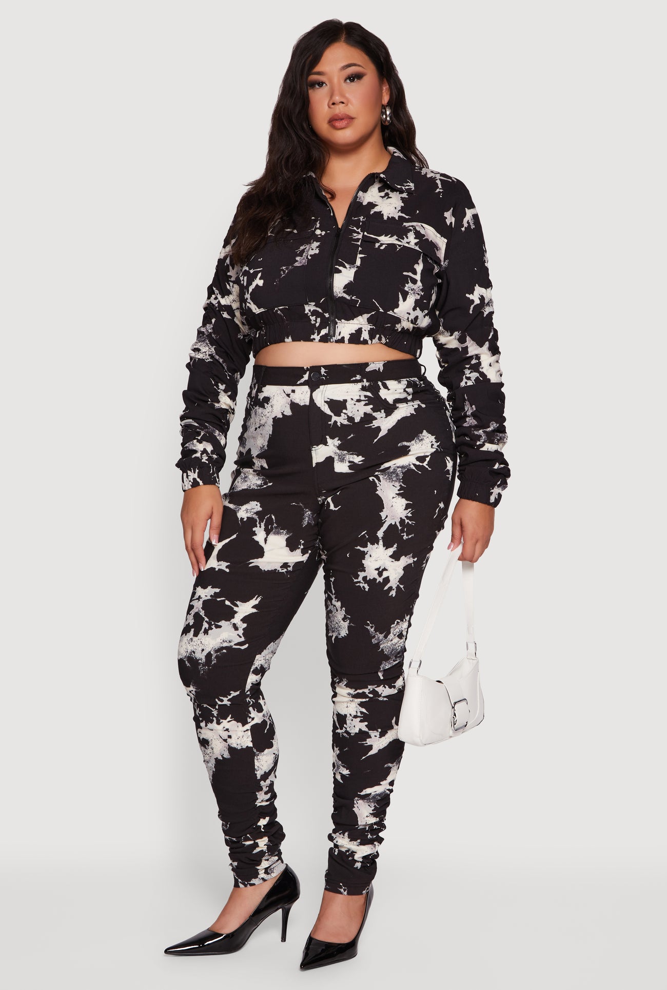 Plus Size Side Ruched Patterned Zip Front Cropped Jacket