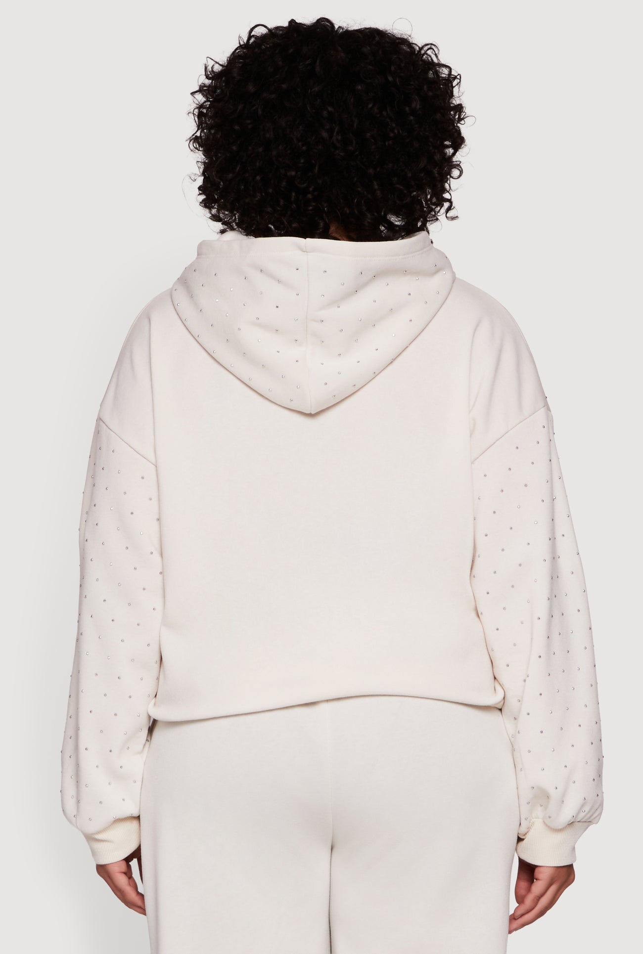 3927077135320016_006