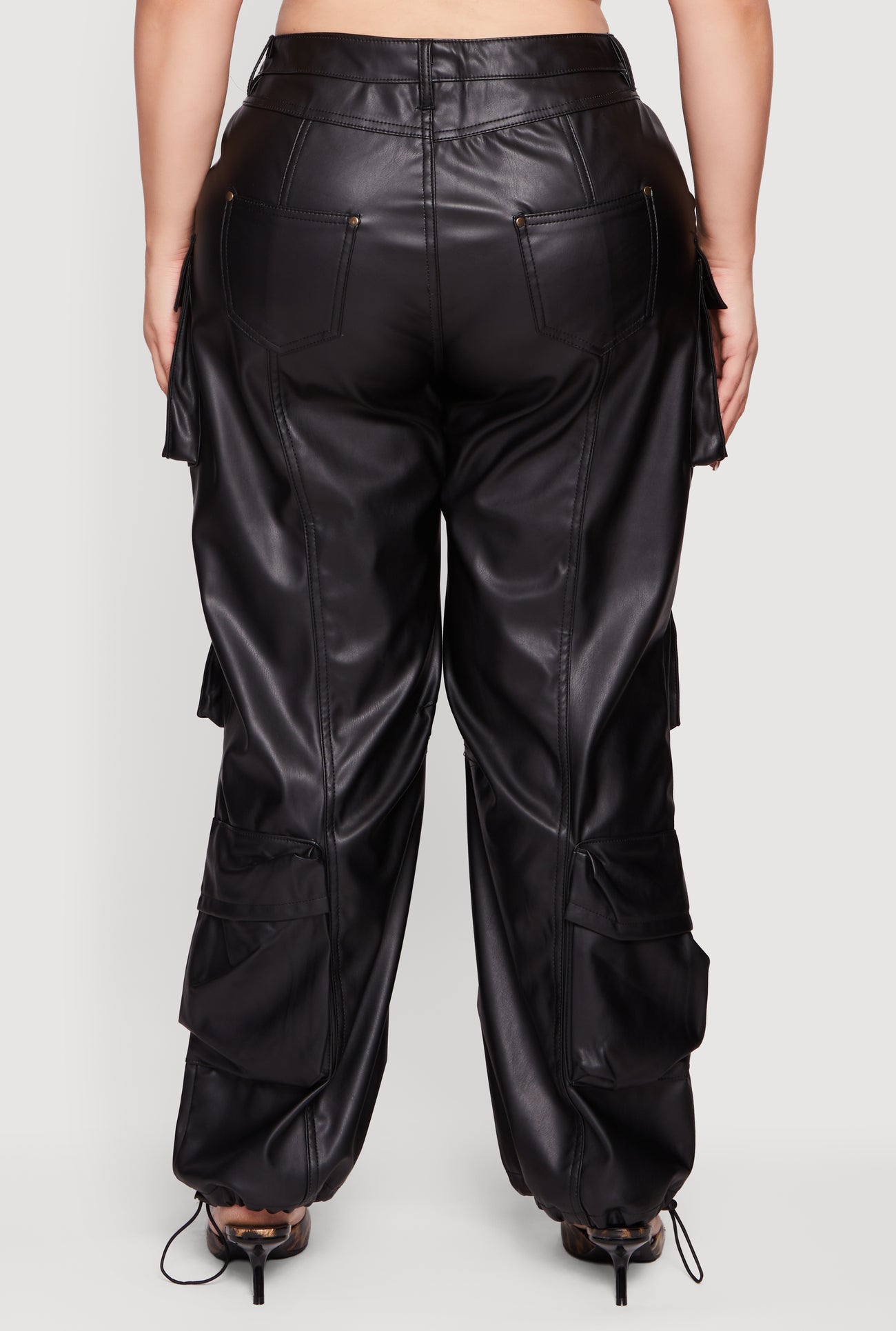 3928056577371001_006