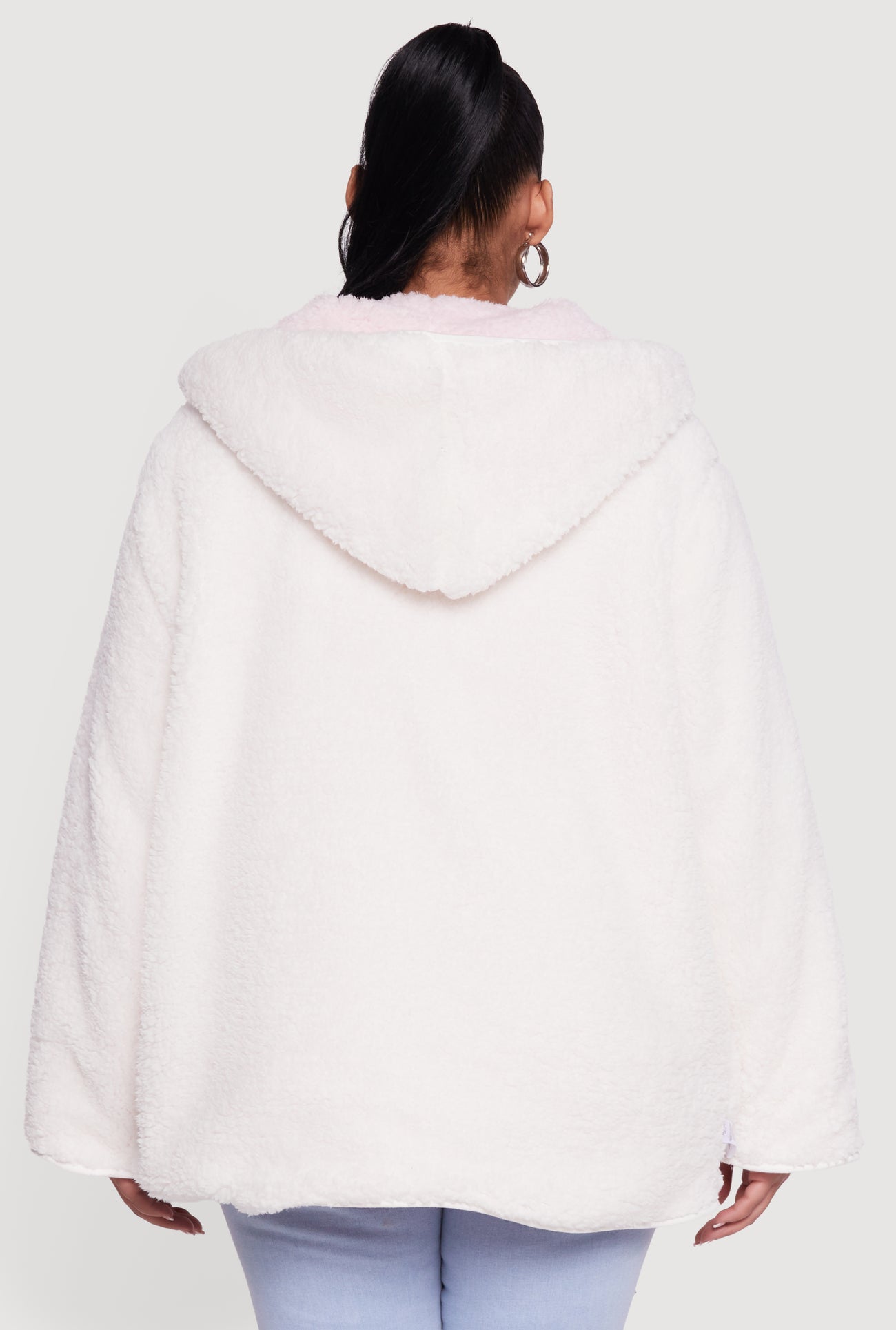 3932075178190066_008