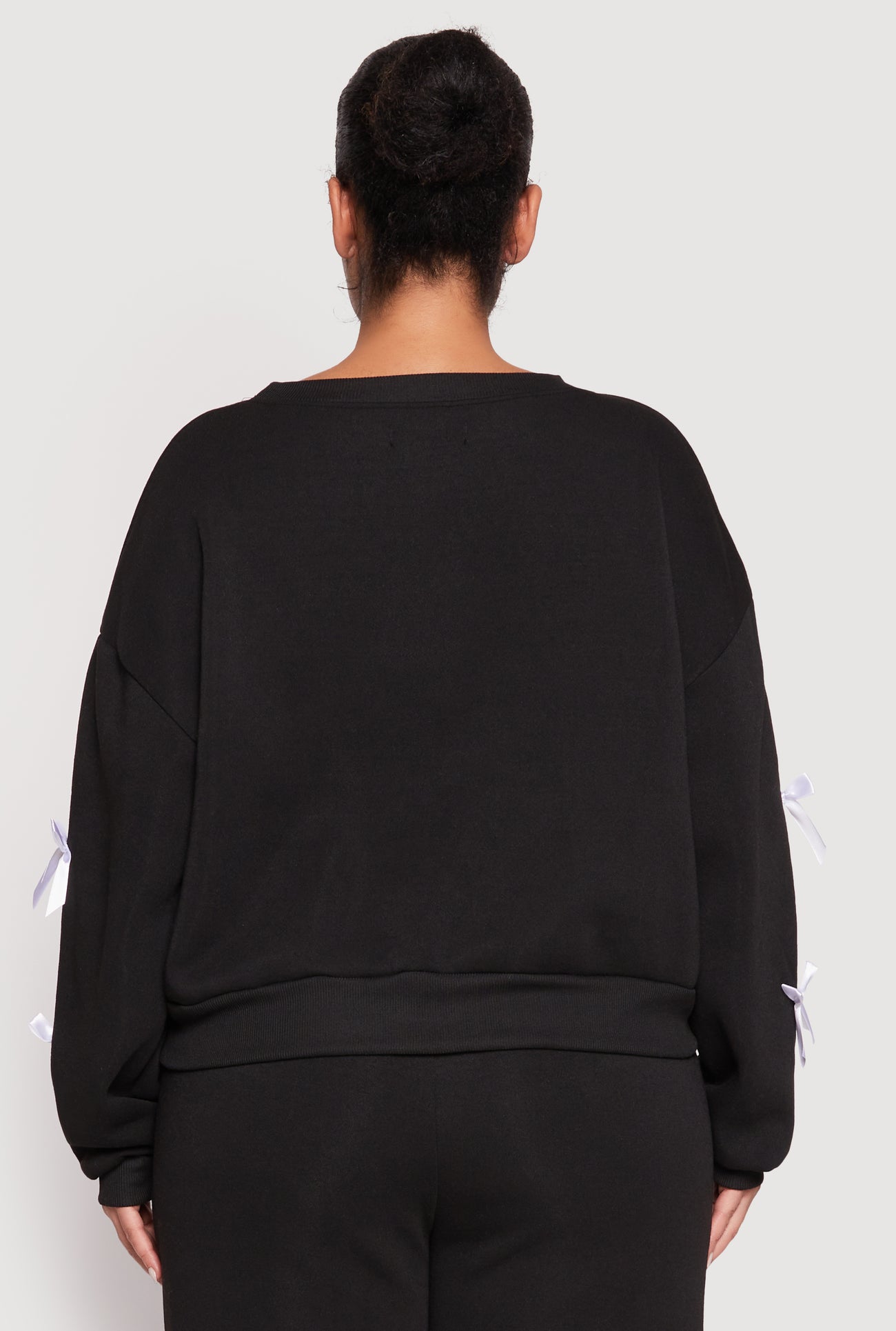 Plus Size Bow Detail Sweatshirt