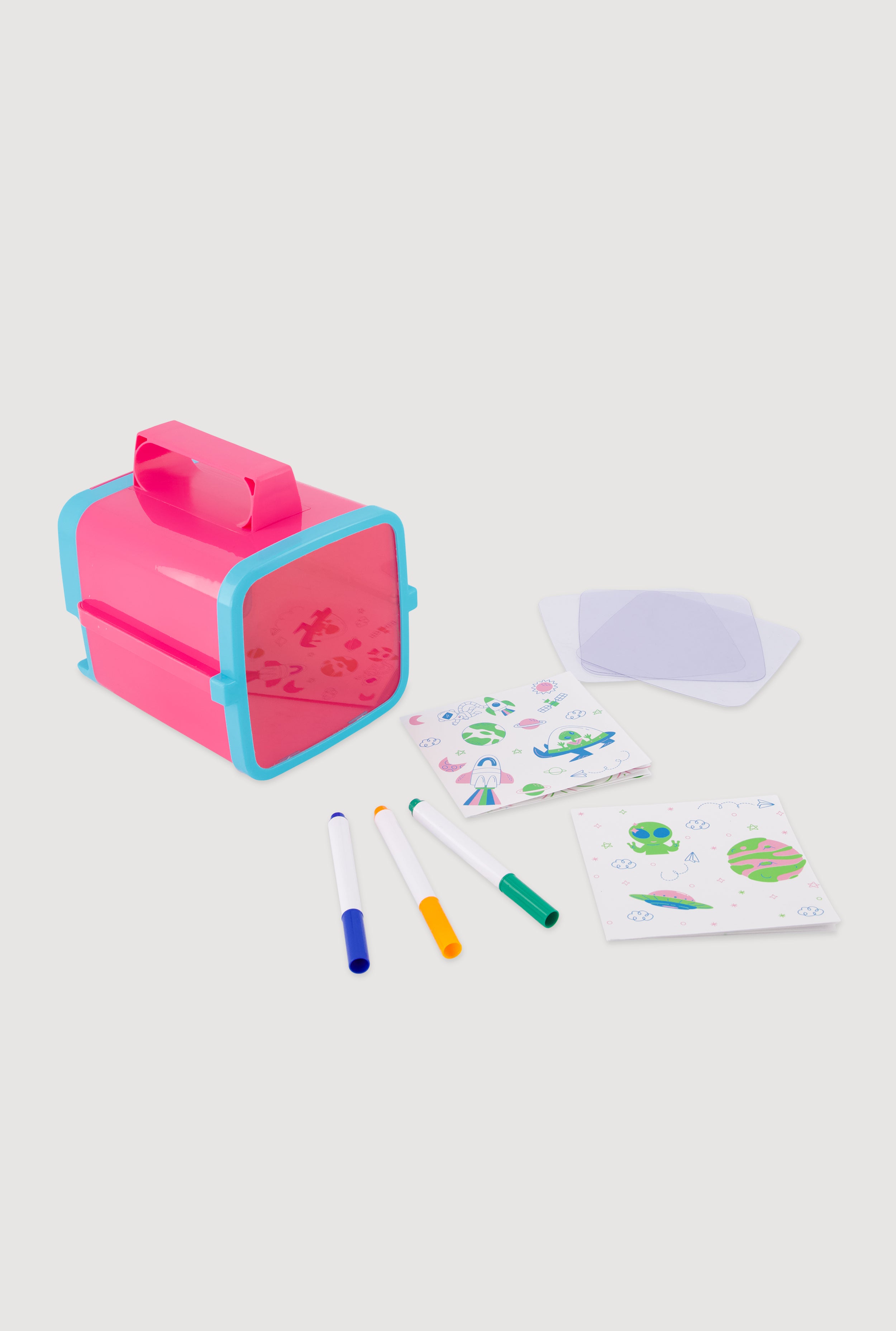 Stylish Projector Kit with Traceable Patterns and Markers