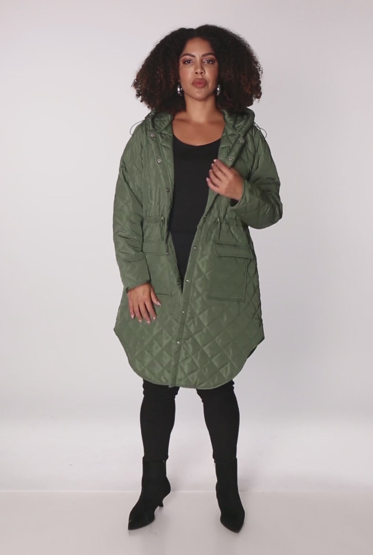 3932077136698032_100