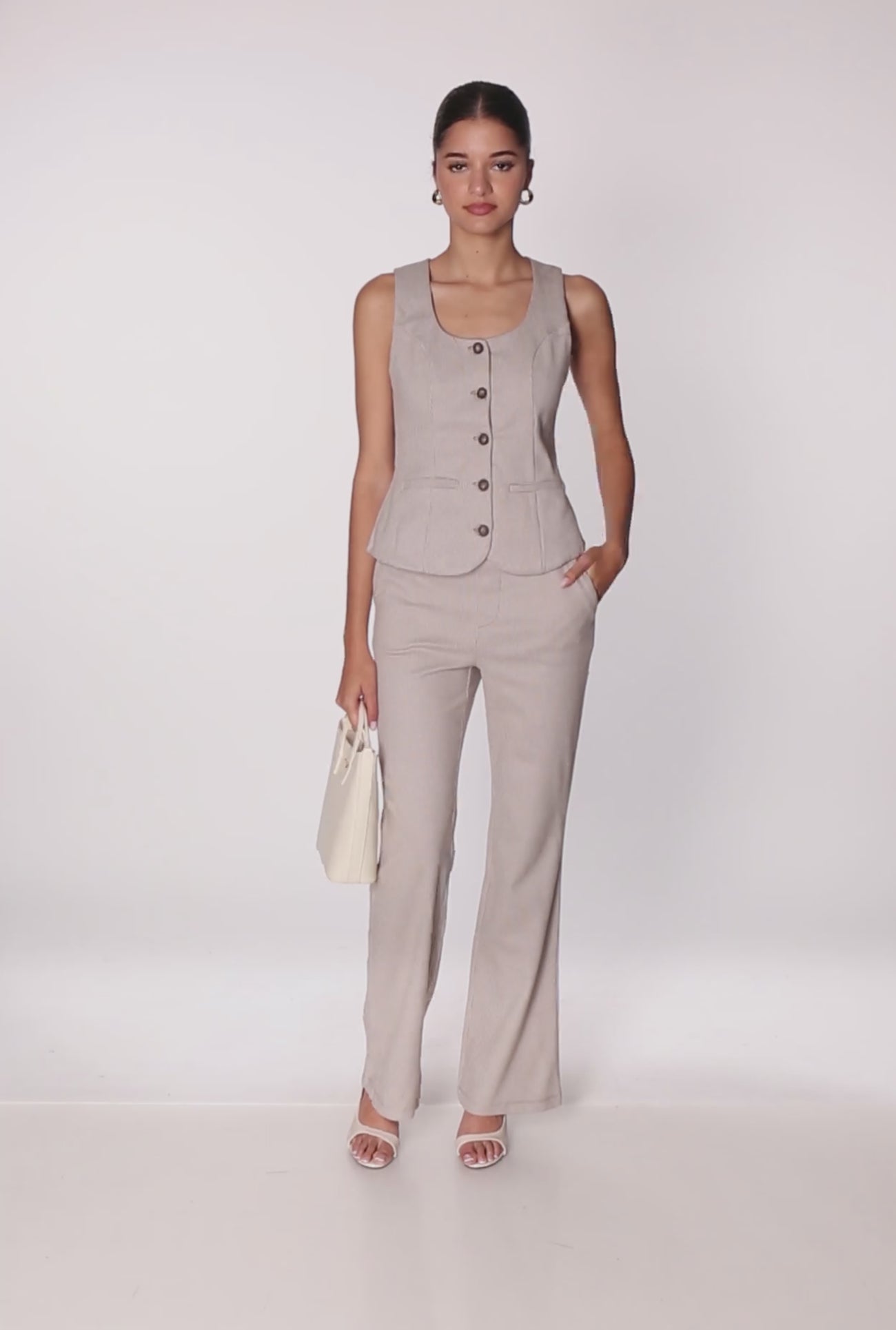 3413069393972016_100