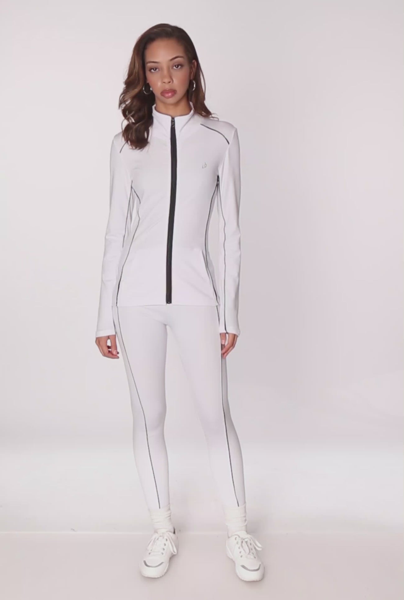 3058038340871010_100