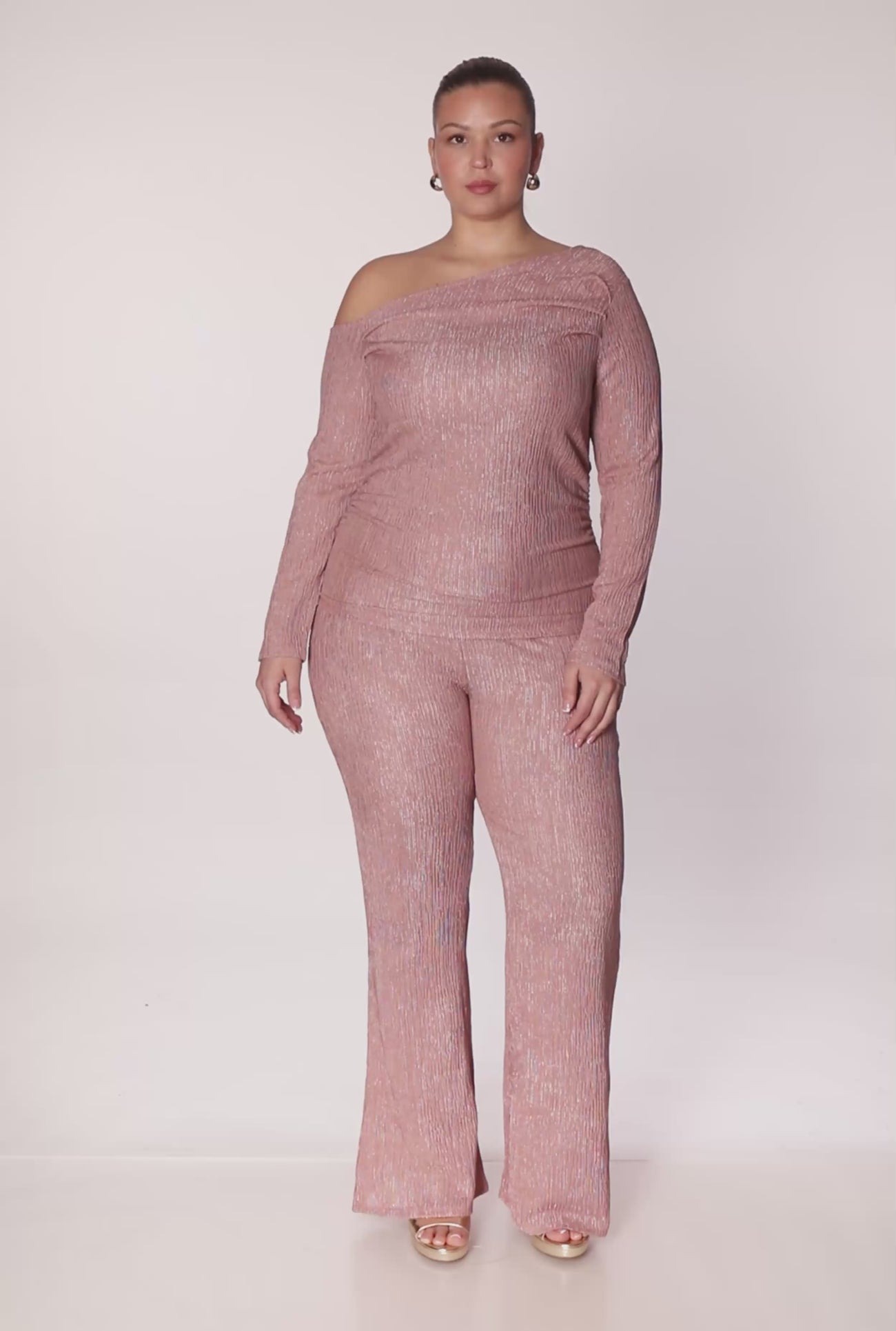 3927058757570054_100