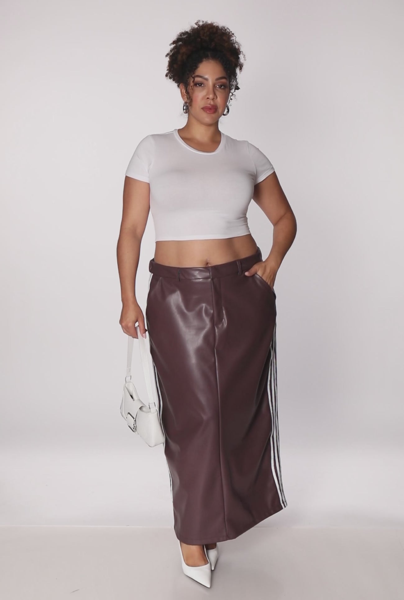 3862077666870364_100