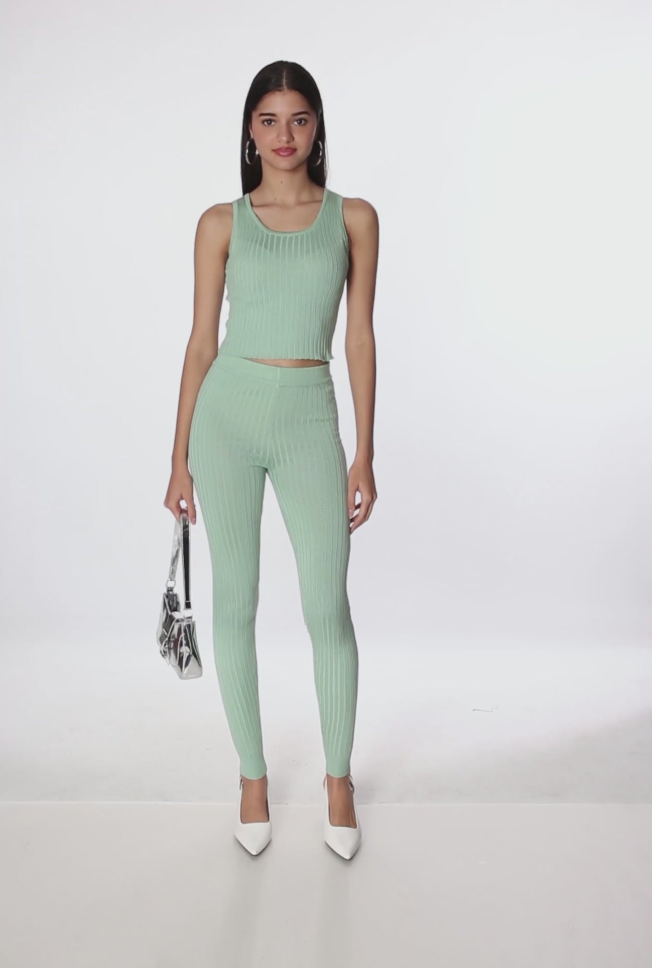 3413064725051033_100