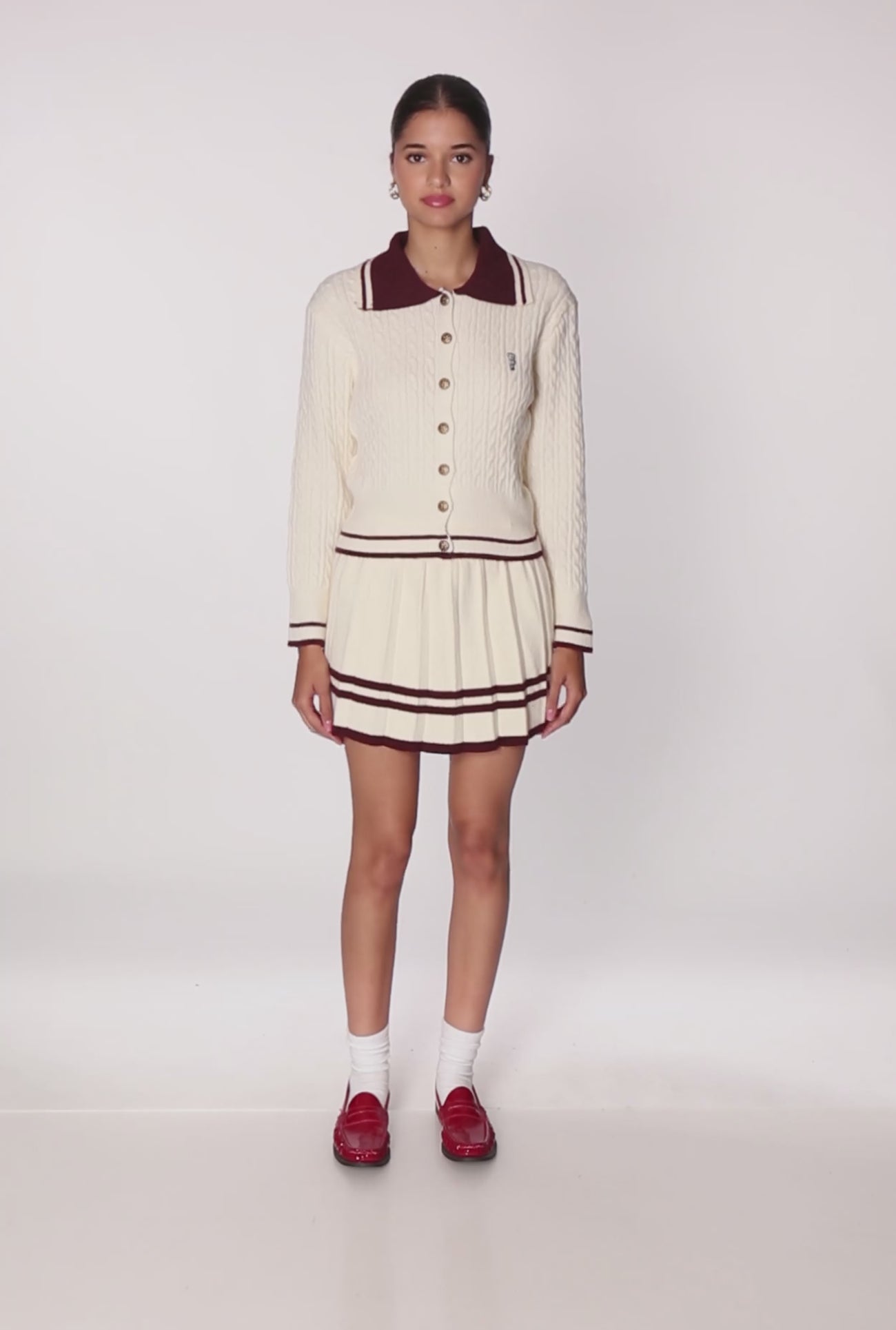 3099056724190011_100