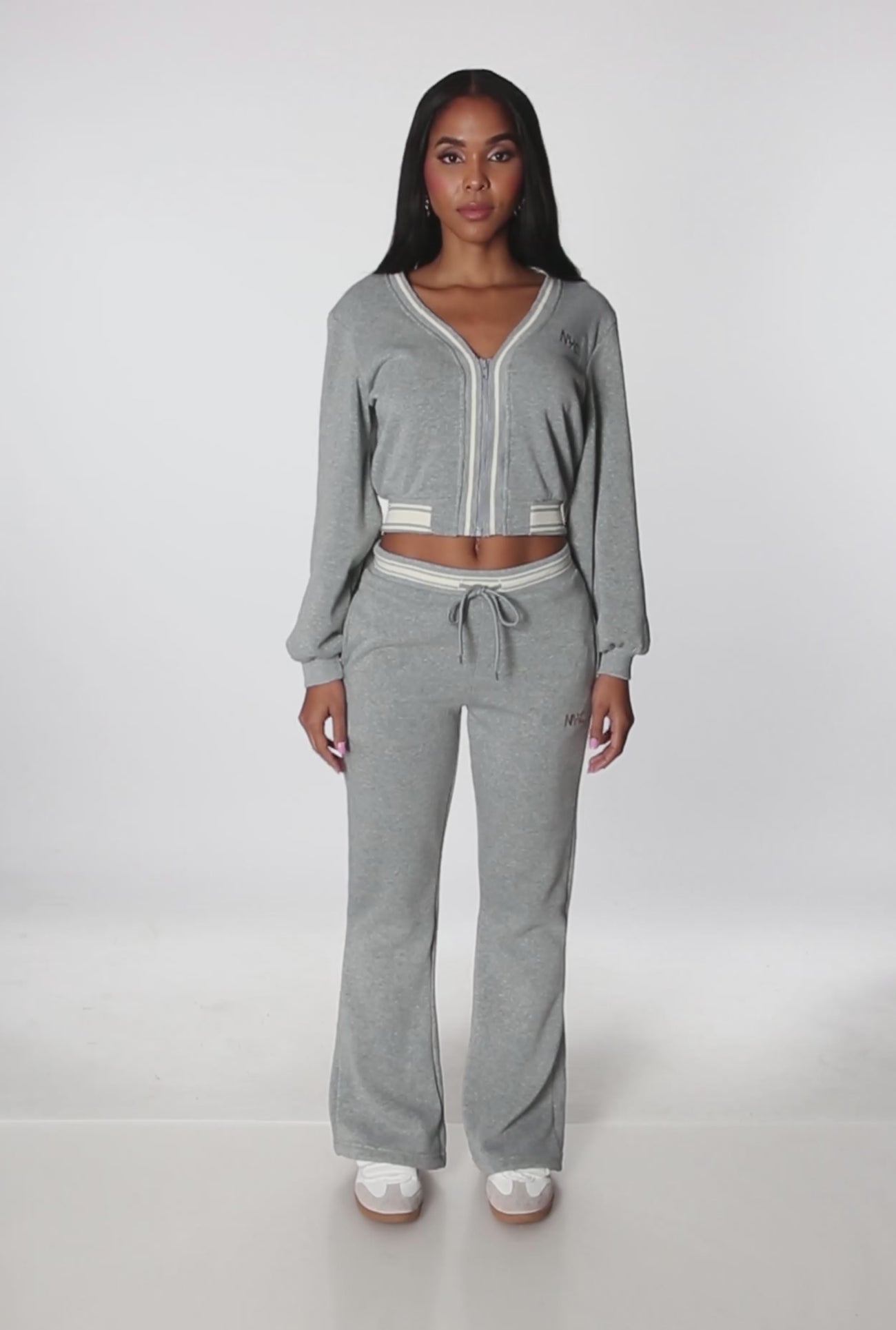 3056072292506004_100