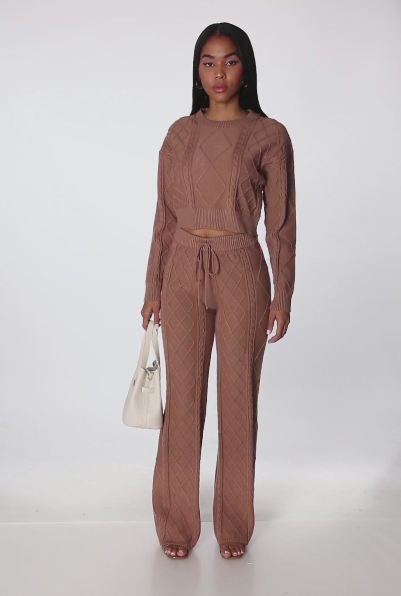 3099038346102020_100