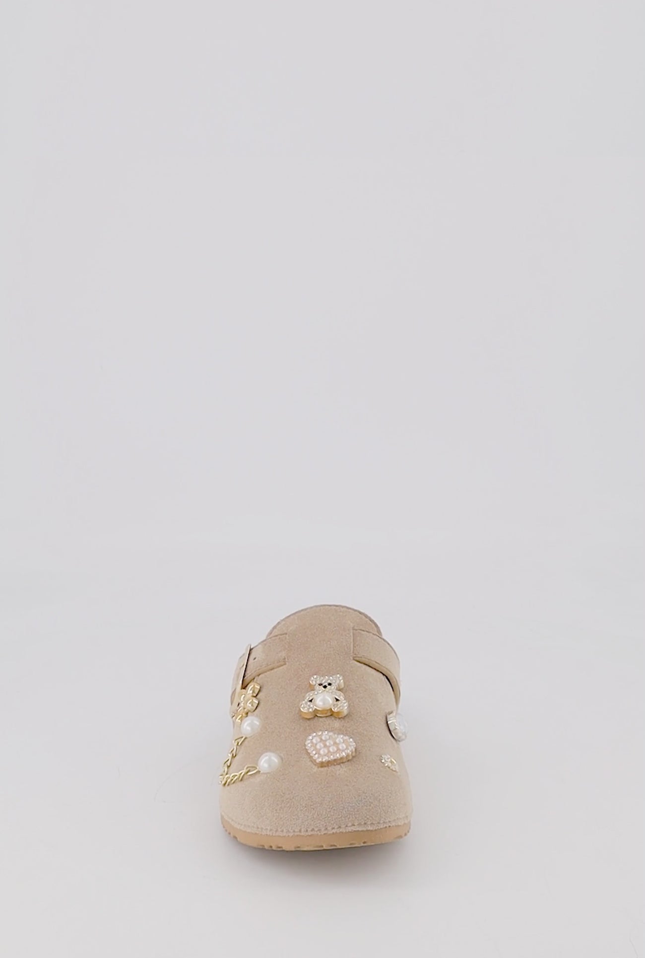 1112070756910315_100