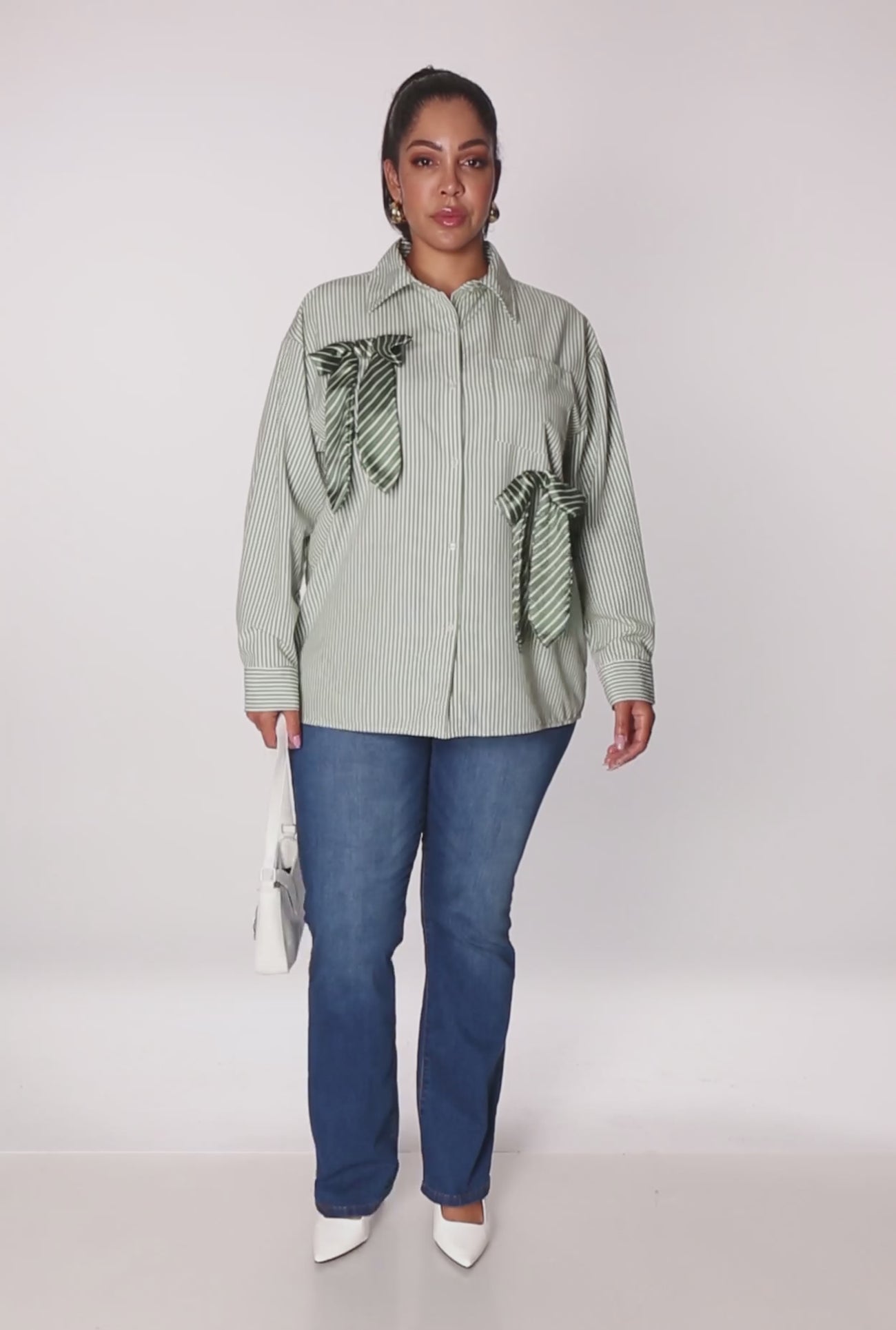 3925056579311030_100