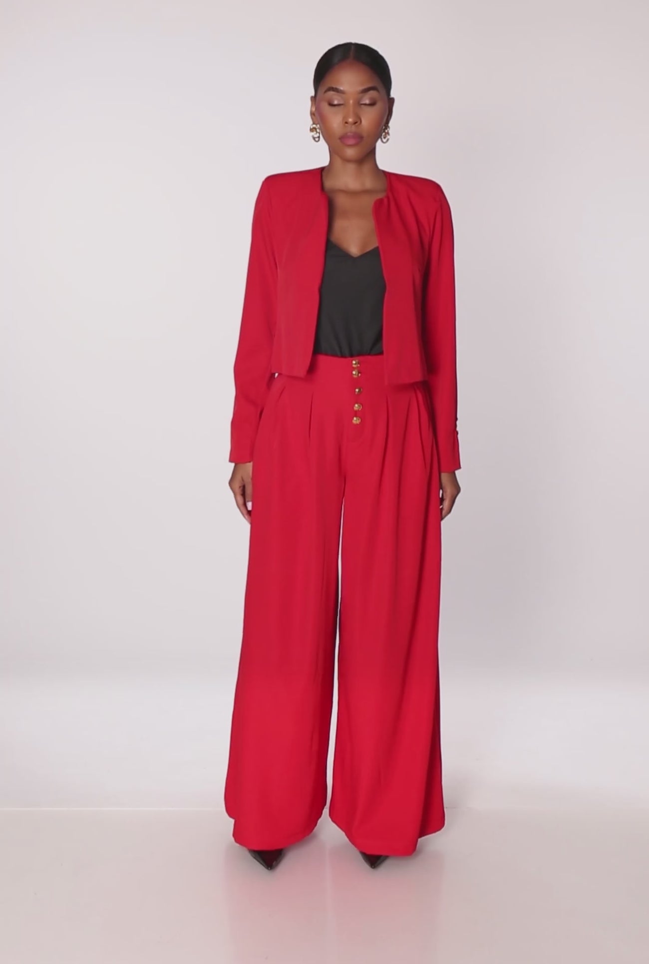 3413056577851060_100