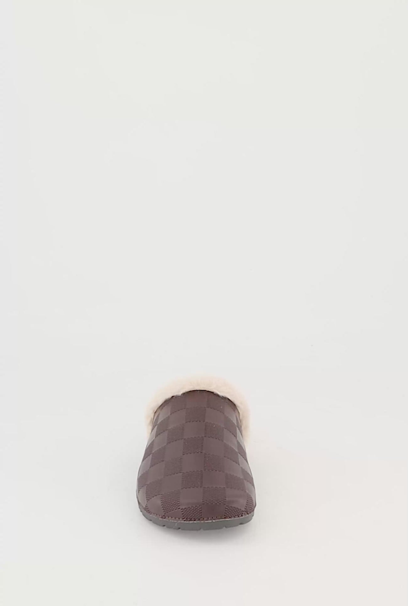 1112070753271020_100