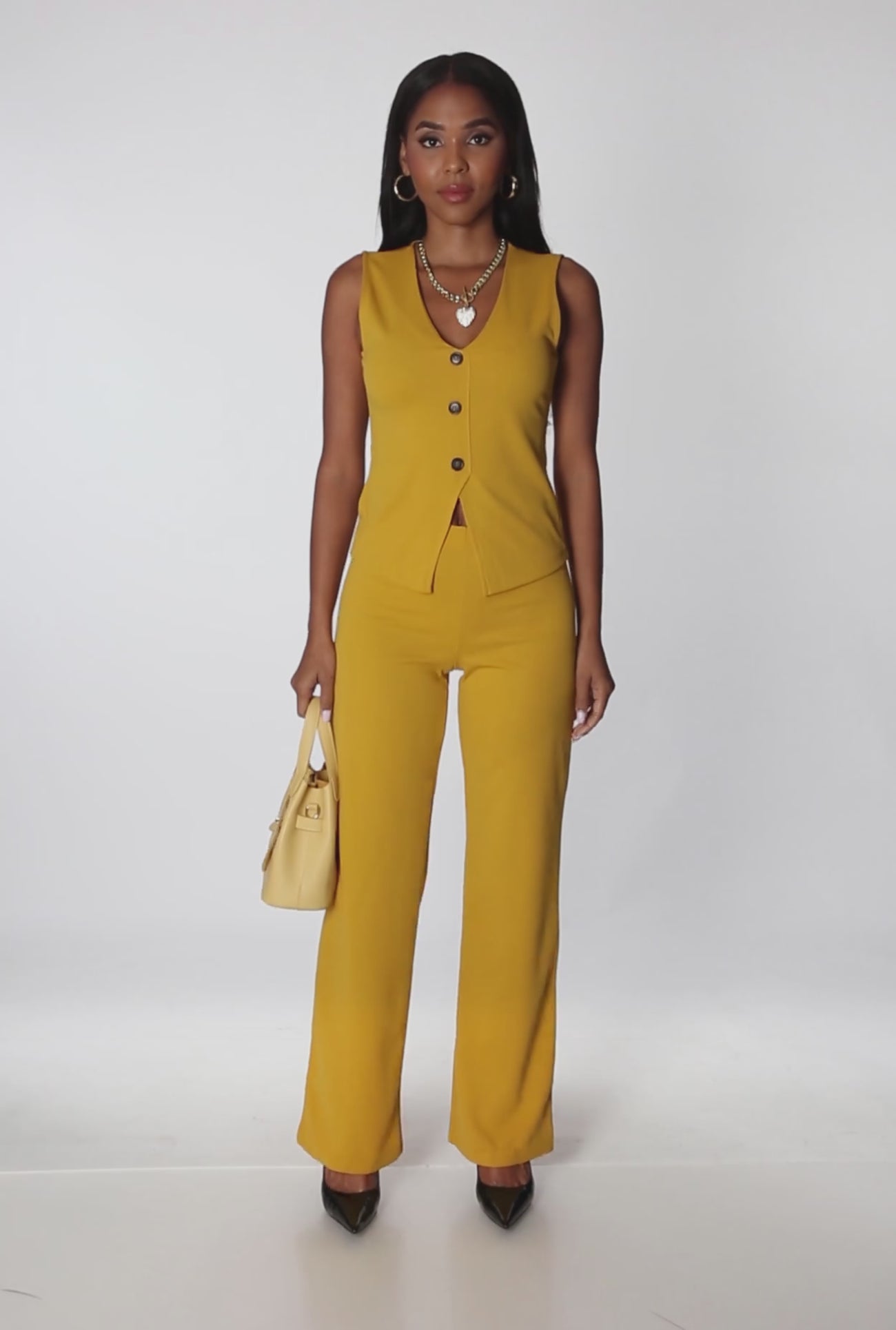 3413068513228070_100