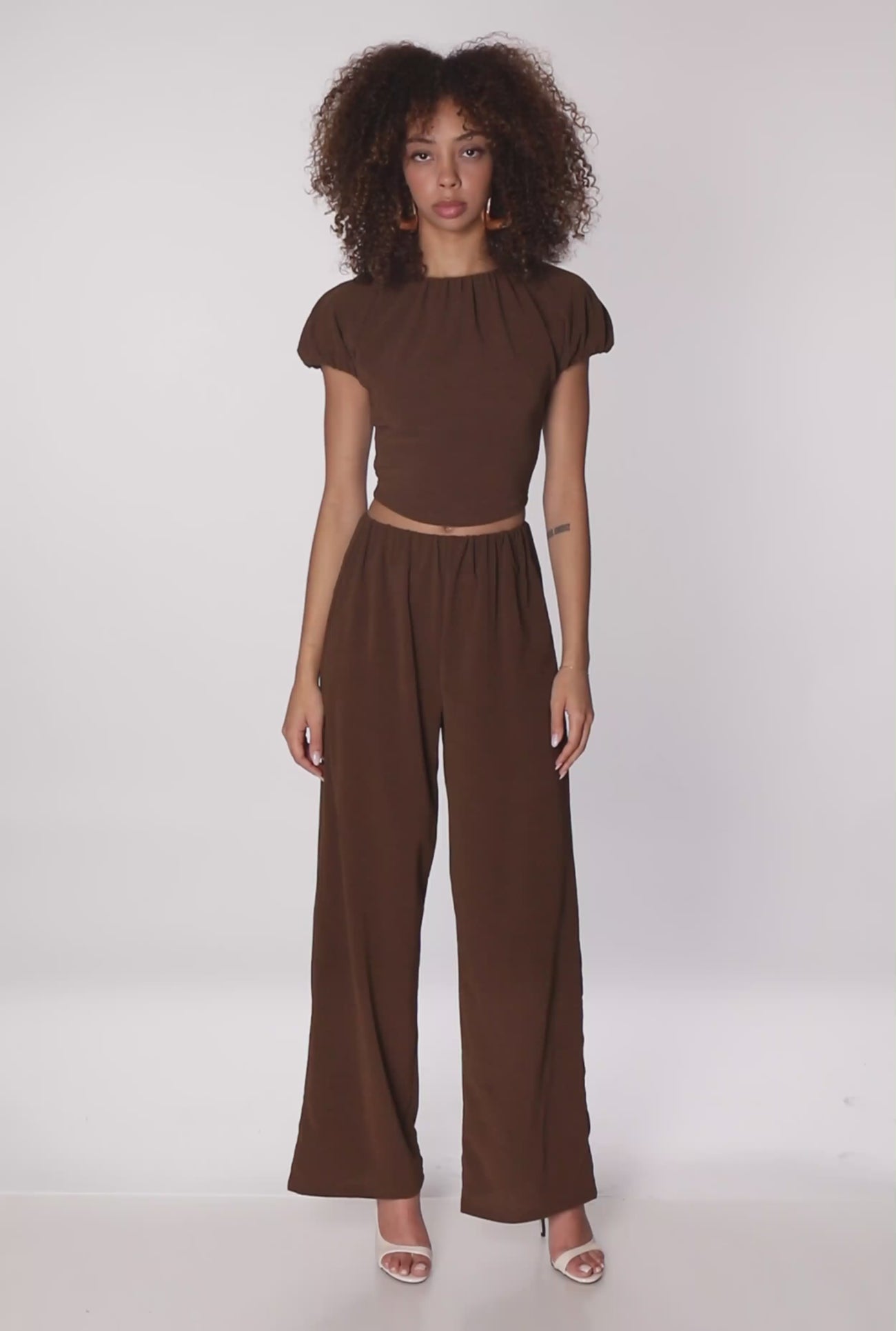 3413069393249020_100