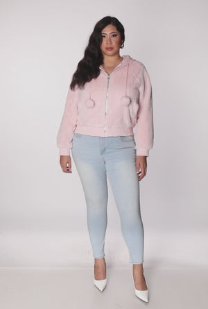 3932062706683066_100