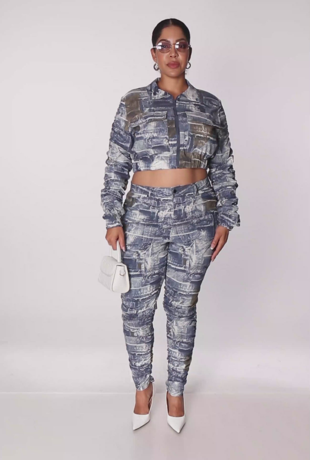 3927056575672105_100