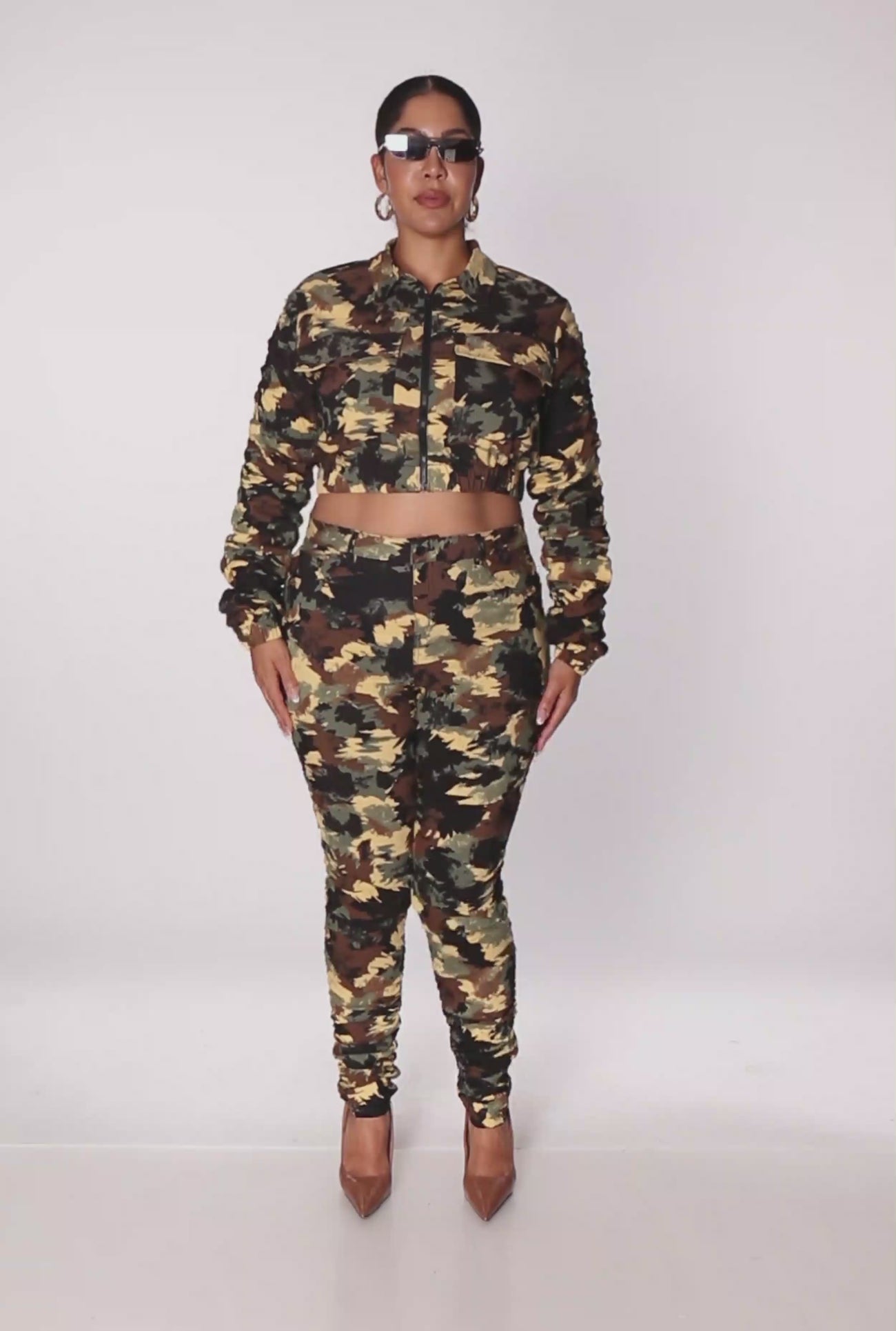 3927056575673032_100