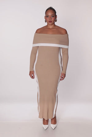 3936077132572024_100