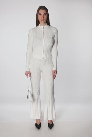 3413077131284011_100