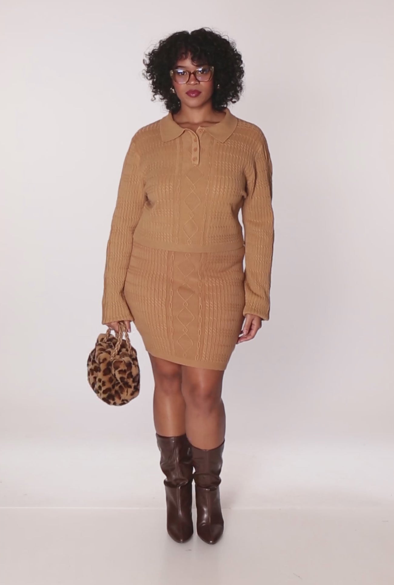 Plus Size High Waisted Cable Knit Mini Skirt