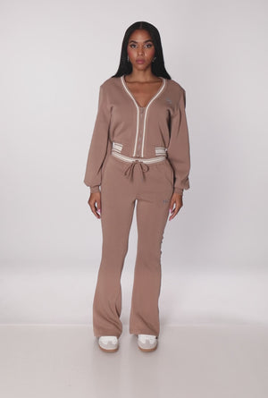 3056072292507405_100