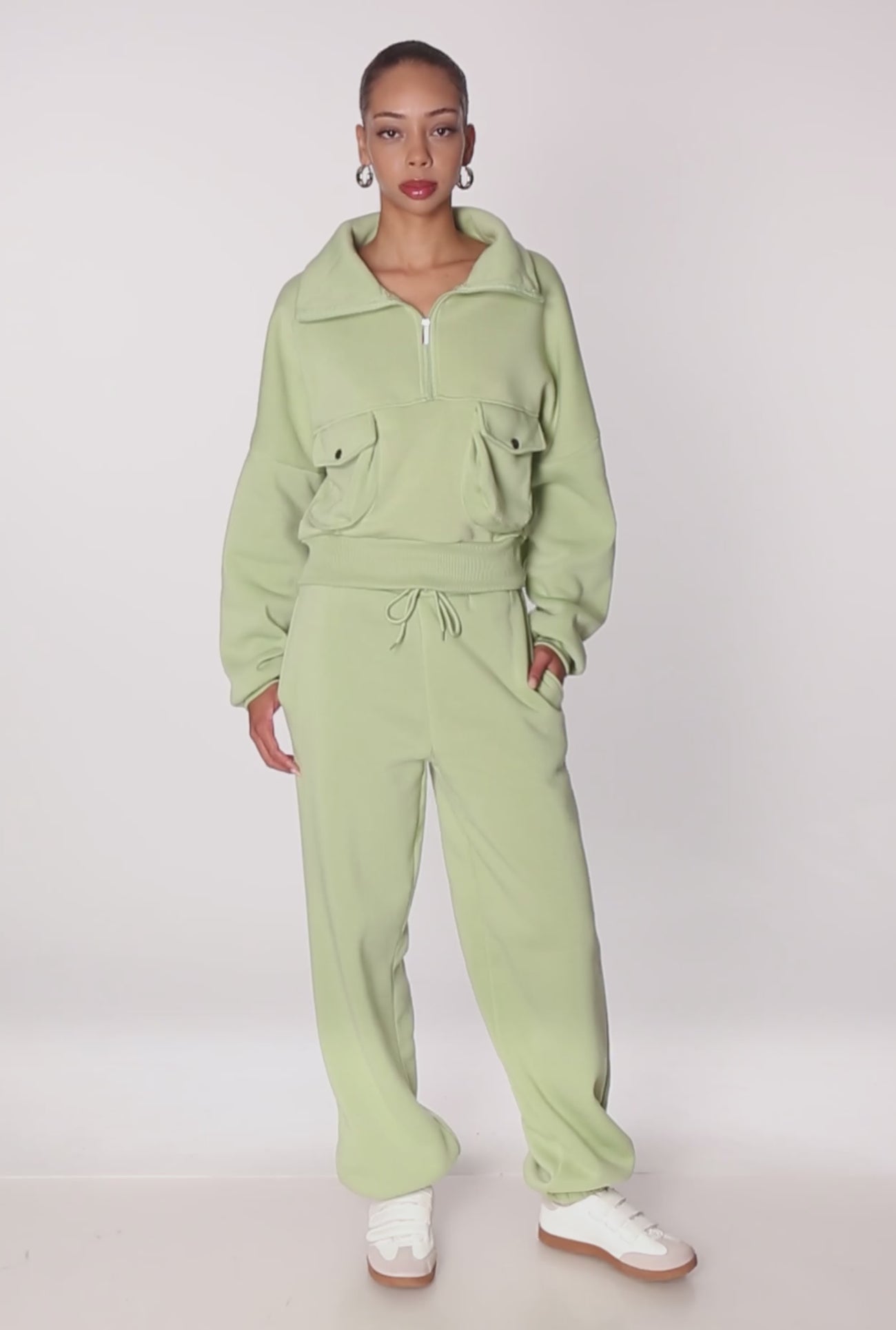 3056056723967034_100