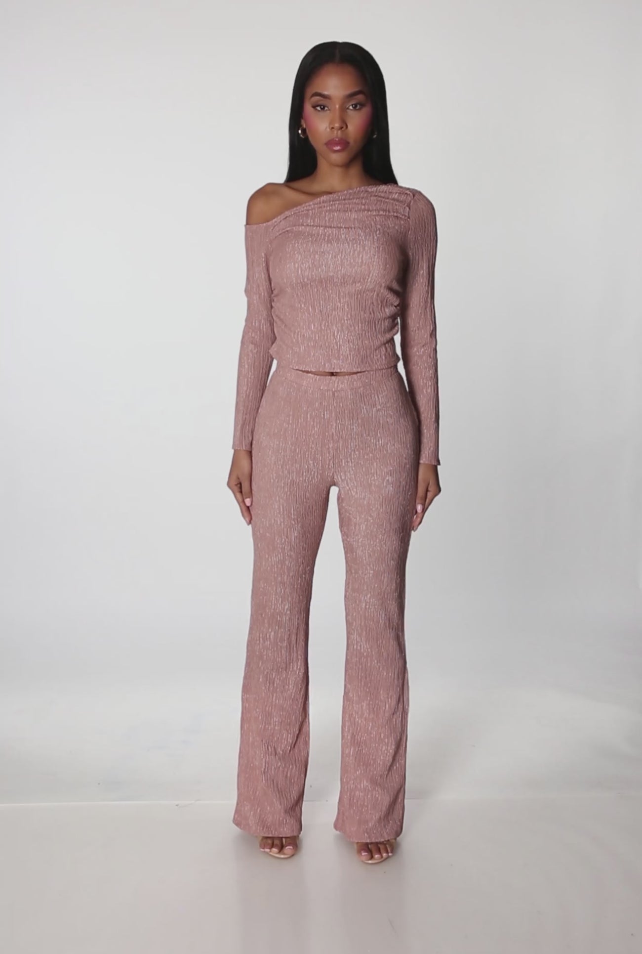 1413058755750054_100