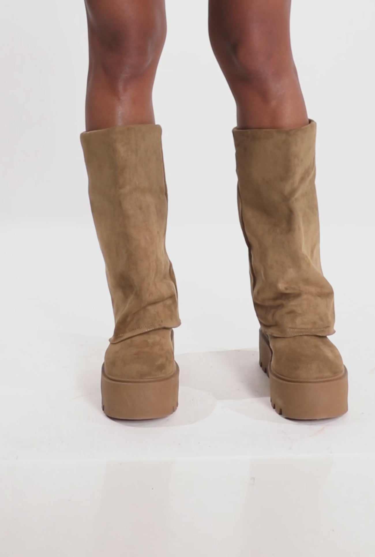 3116068413119533_100