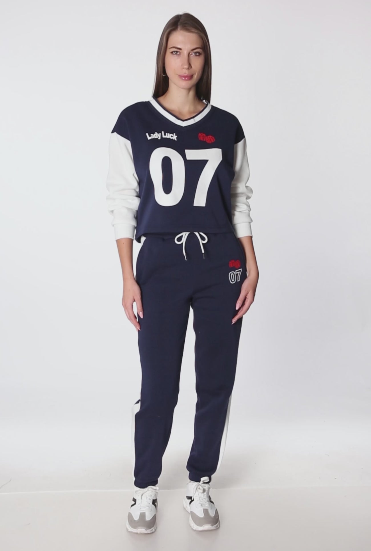 3413075171250048_100