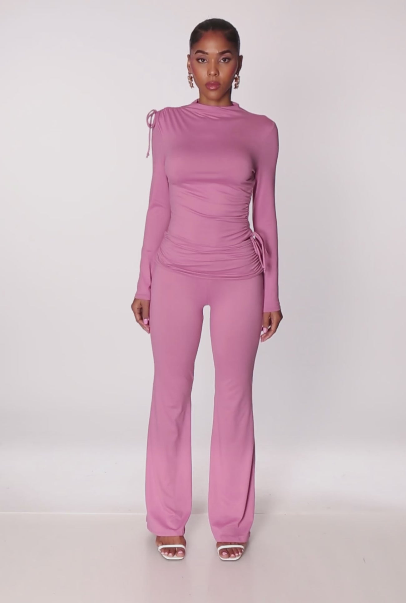 3413058755327065_100