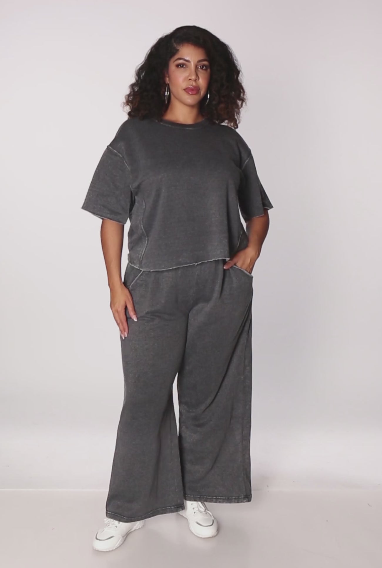 3927056578298001_100