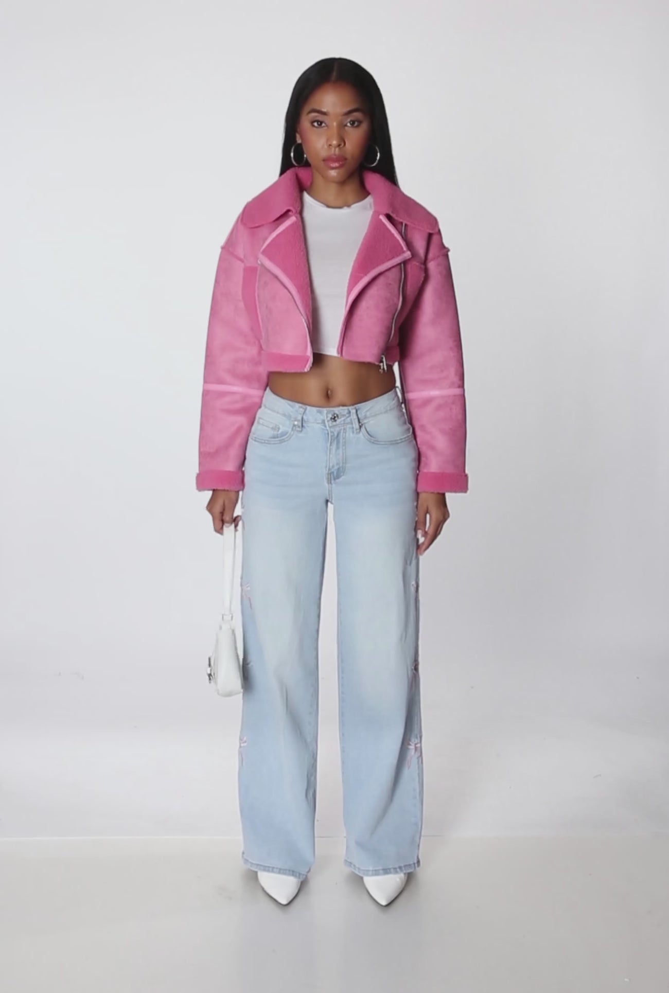 3074077132390402_100