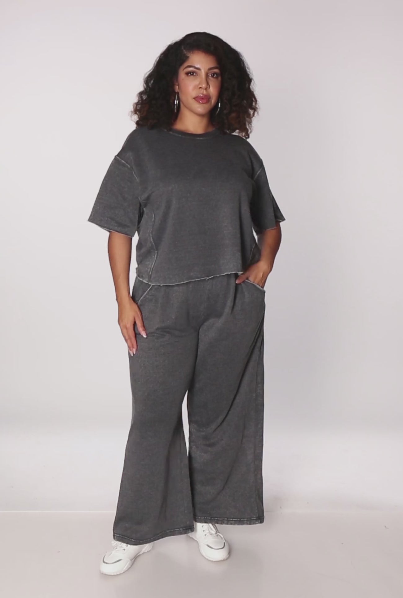 3927056578299001_100