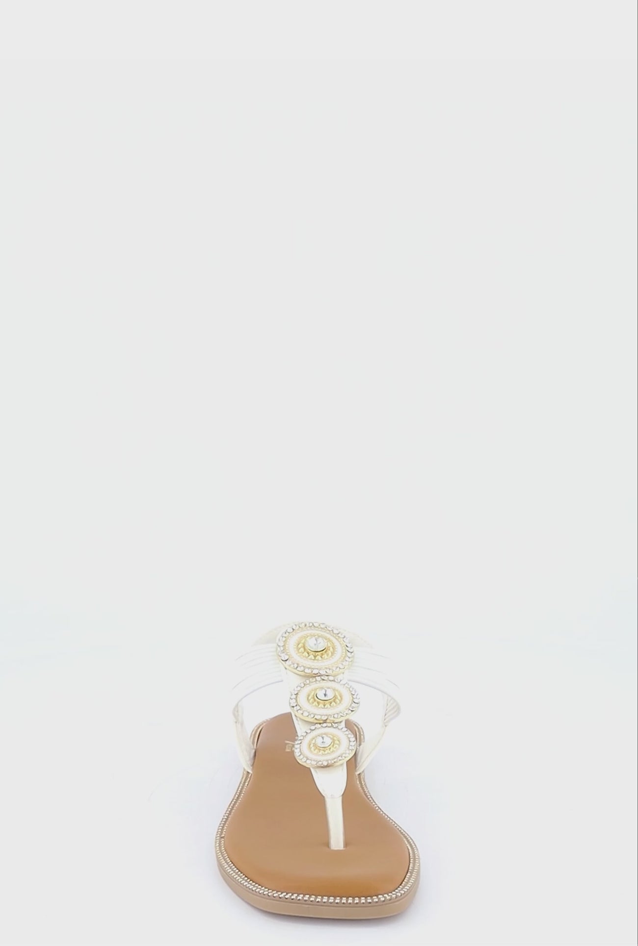 1112076651081010_100