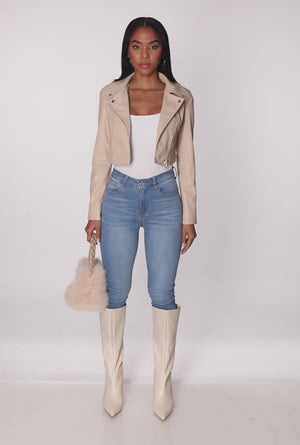 3087054266832012_100