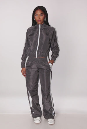 3413077131518005_100