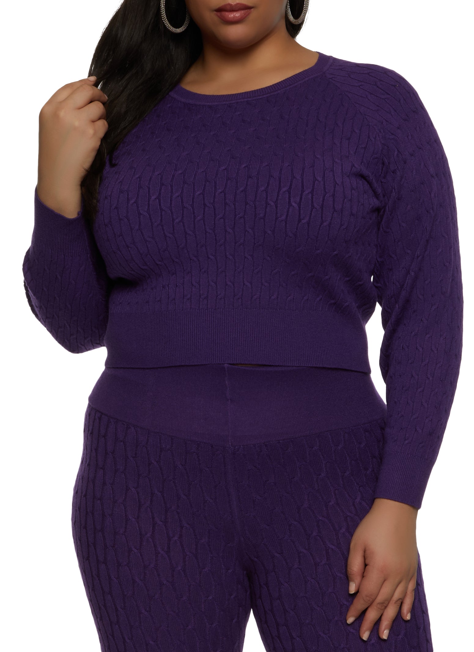 Plus Size Cable Knit Crew Neck Pullover Sweater