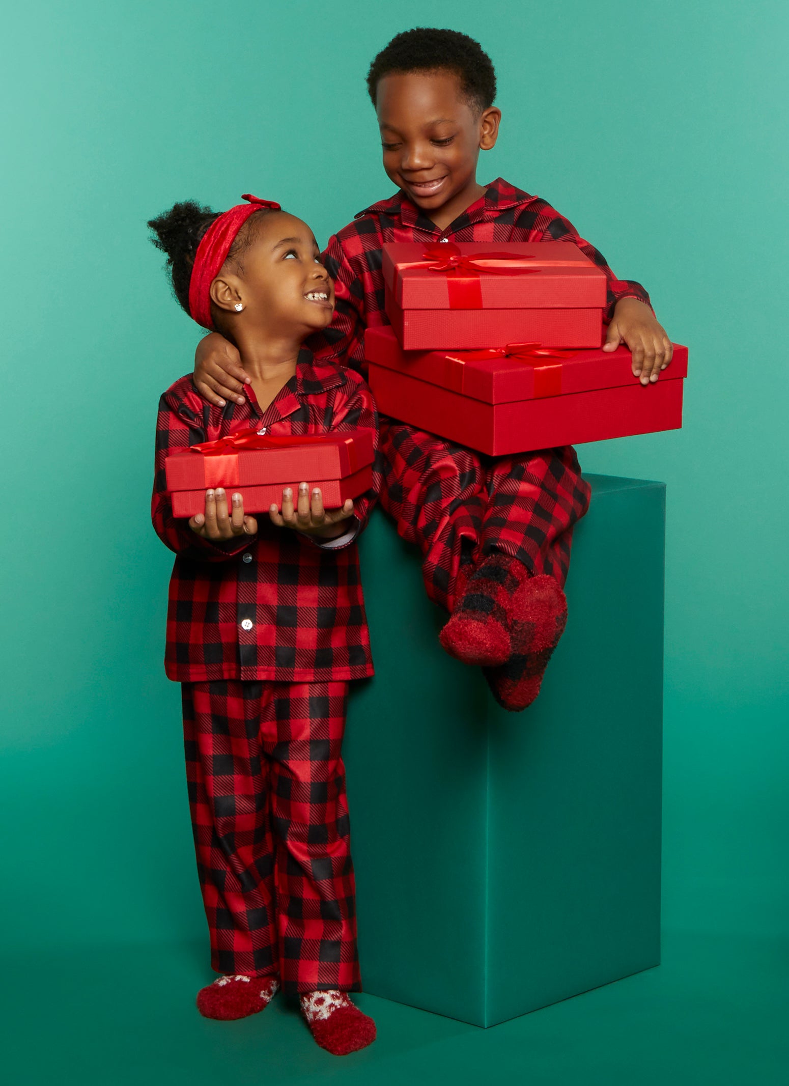 Kids Unisex Matching Buffalo Plaid Family Pajamas - Red